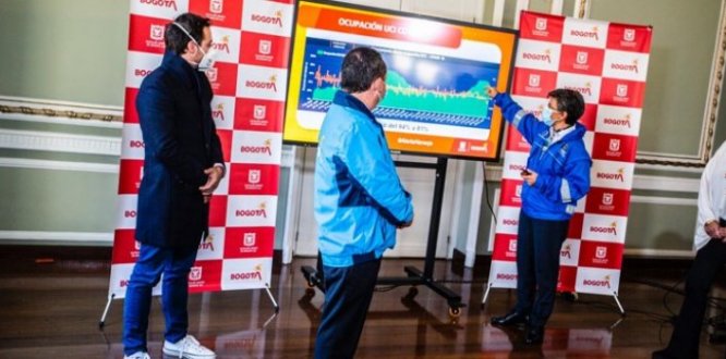 Bogotá pasa de alerta roja a alerta naranja y decreta nuevas medidas Bogotá pasa de alerta roja a alerta naranja y decreta nuevas medidas