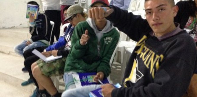 Participantes en la primera jornada del foro Participantes en la primera jornada del foro