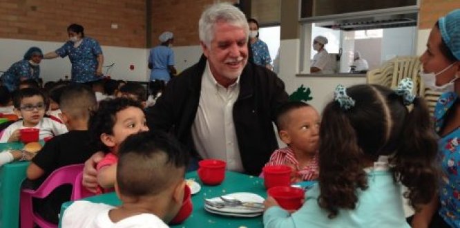 Alcalde Mayor Enrique Peñalosa Entrega Jardìn Infantil San Jorge 