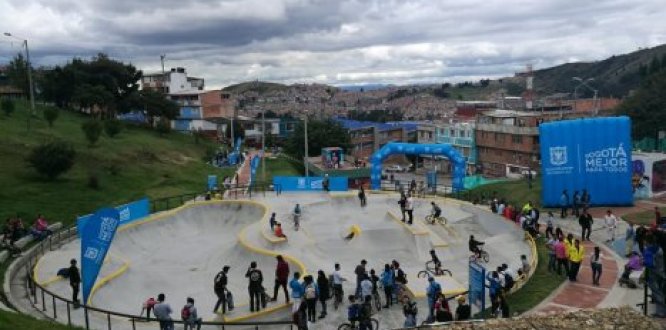 El Alcalde Enrique Peñalosa visitó nuestra localidad e inauguró el Parque Zonal y el Jardín Infantil Palermo Sur.