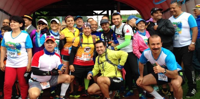 Carrera de alta montaña en el parque Entre Nubes